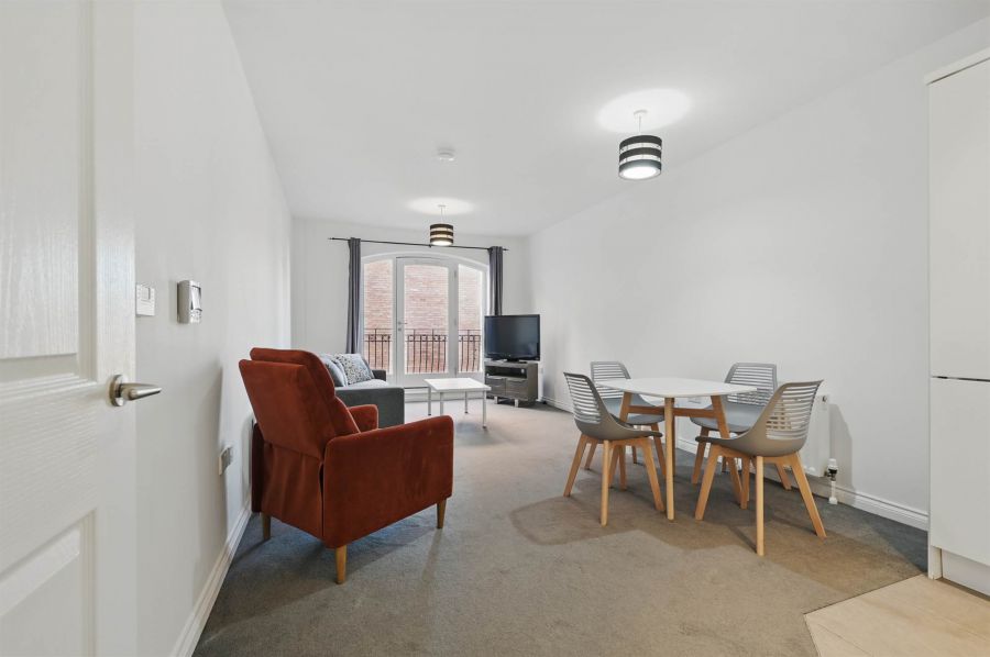 404 Saint Anne's Square