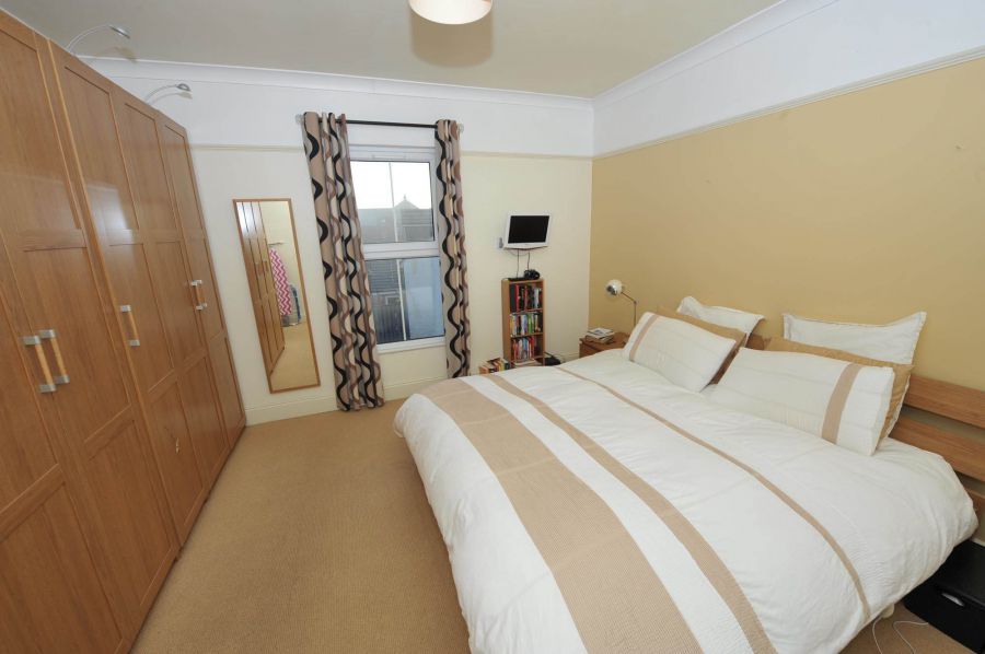 Apartment 2, 64 Edenderry Village