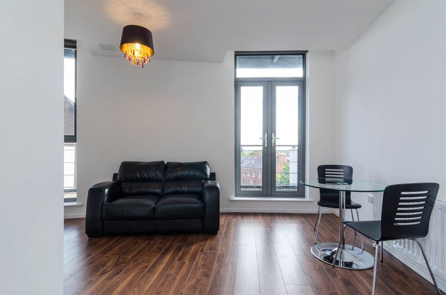5.2 117 Lisburn Road