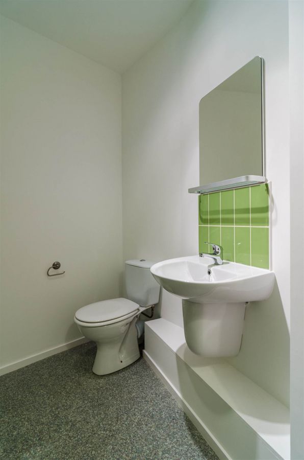 5.2 117 Lisburn Road
