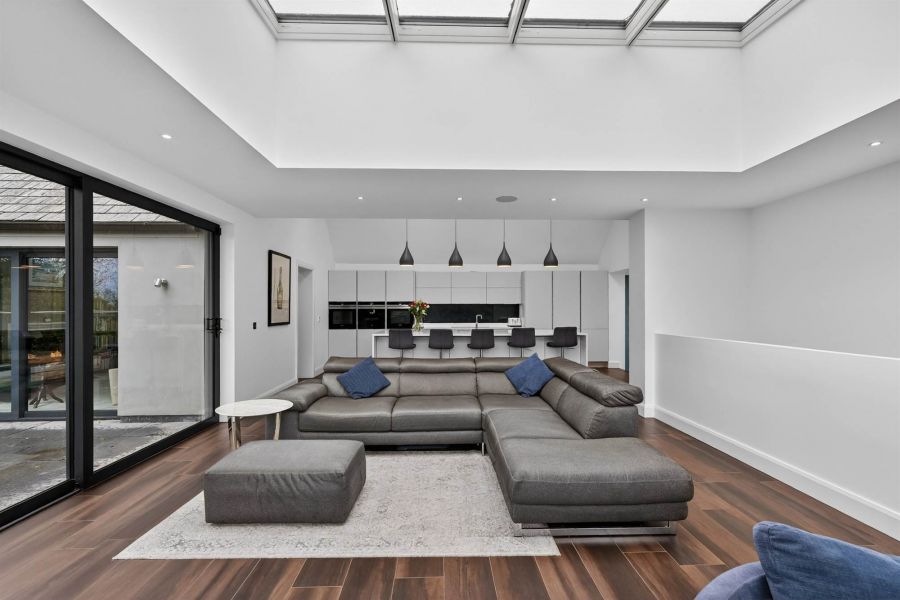 The Stables, 9 Deramore Park South