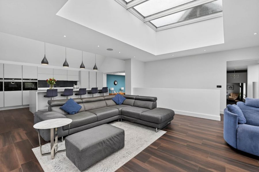 The Stables, 9 Deramore Park South