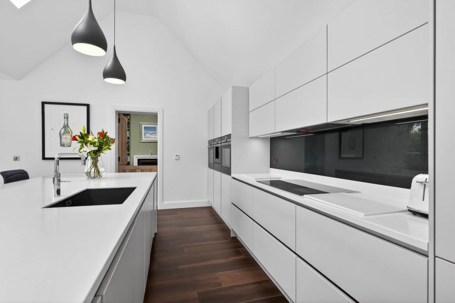 The Stables, 9 Deramore Park South