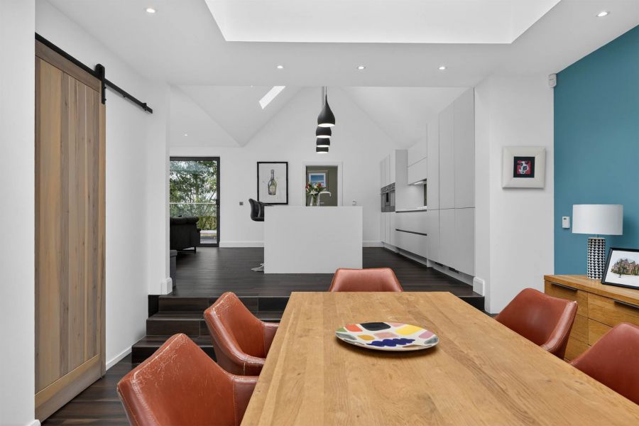 The Stables, 9 Deramore Park South