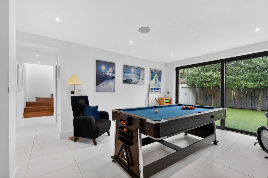 The Stables, 9 Deramore Park South