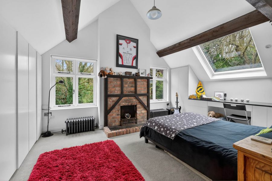 The Stables, 9 Deramore Park South