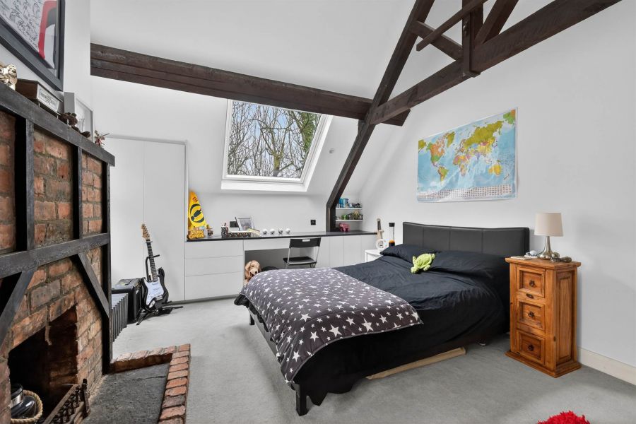 The Stables, 9 Deramore Park South