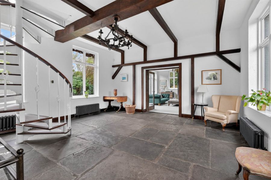 The Stables, 9 Deramore Park South