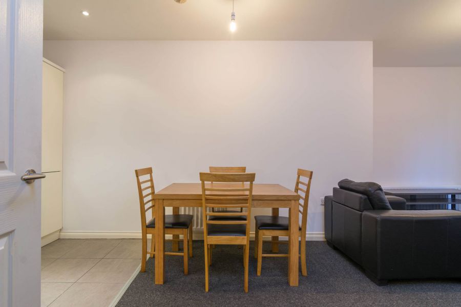 305 Saint Anne's Square