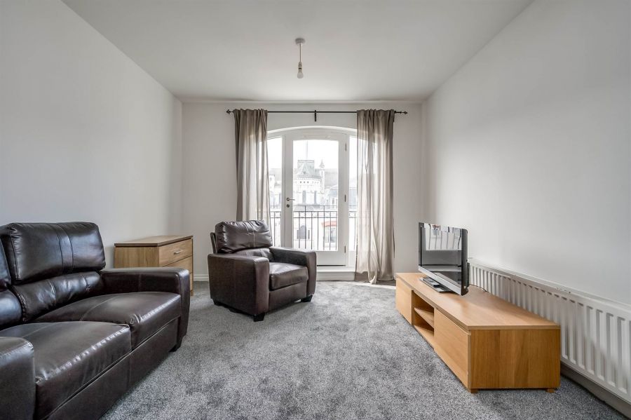 409 Saint Anne's Square (Albert Court)