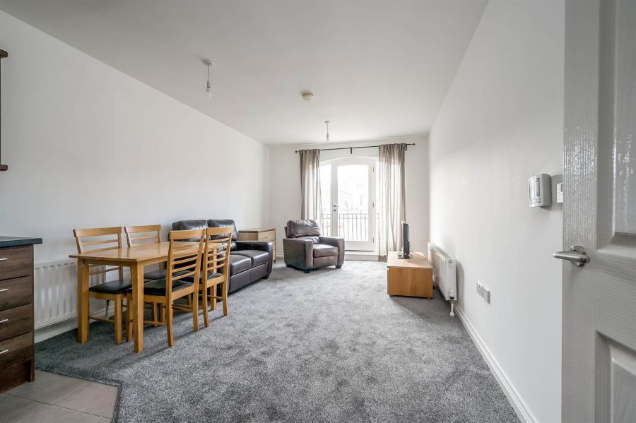 409 Saint Anne's Square (Albert Court)
