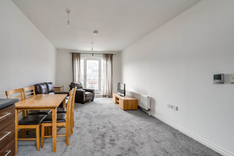 409 Saint Anne's Square (Albert Court)