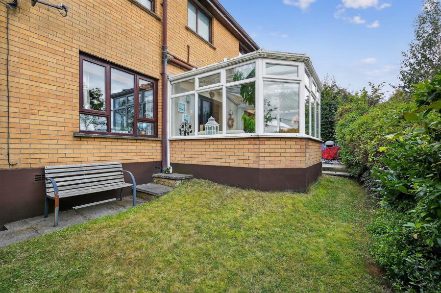 35 Royal Lodge Avenue