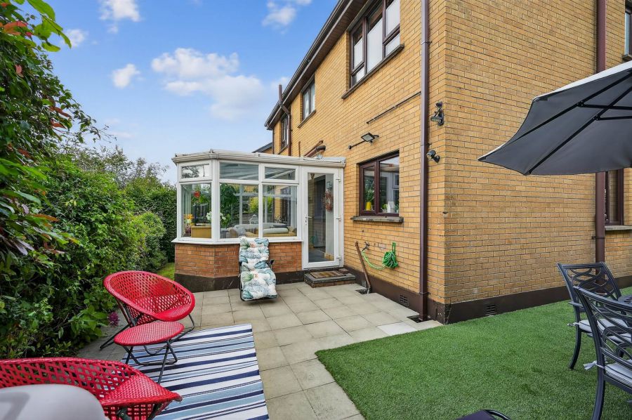35 Royal Lodge Avenue