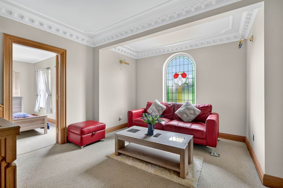 44 Tullywest Road