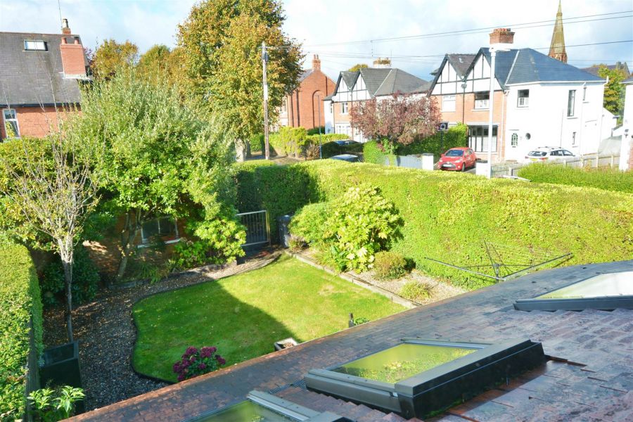 1 Knockbreda Gardens