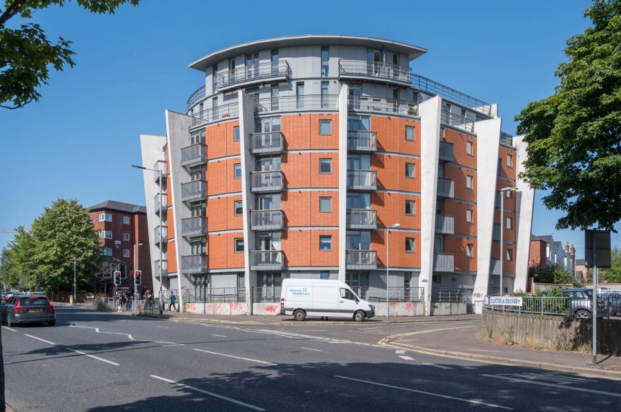 1.3 117 Lisburn Road