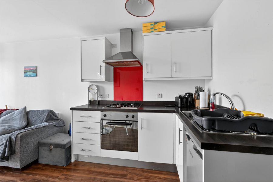 1.3 117 Lisburn Road