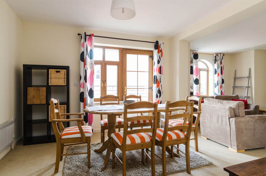 16 Chancellors Court