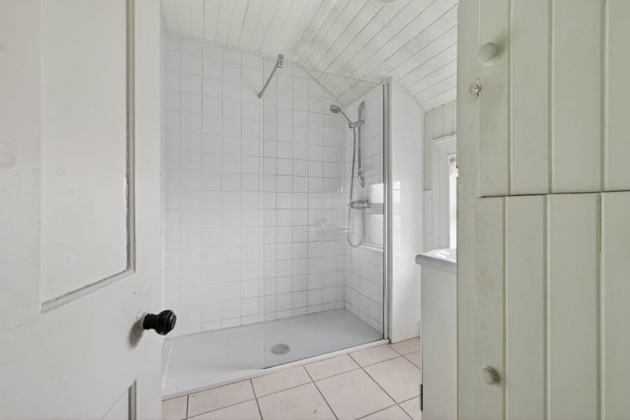 4 Finaghy Park Central