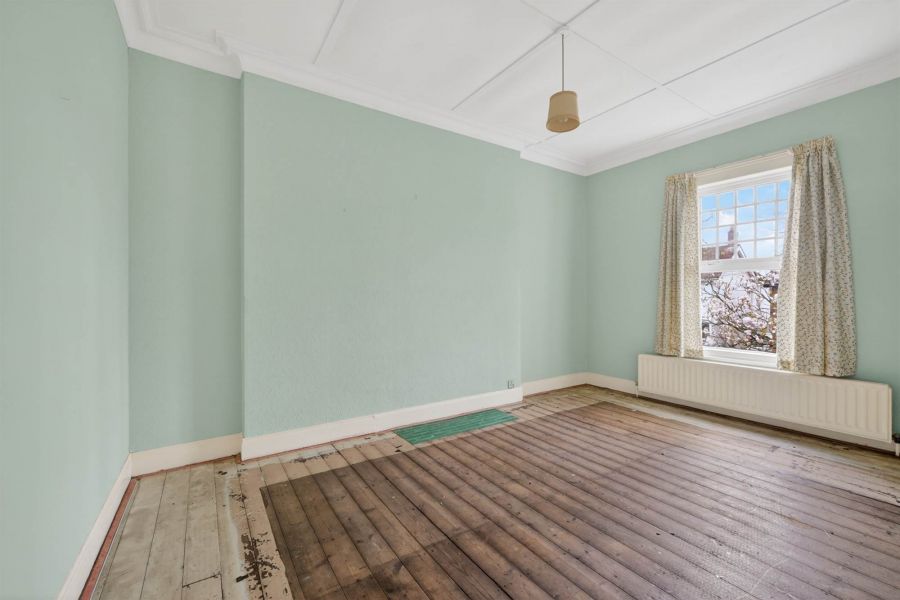 4 Finaghy Park Central