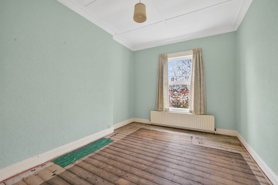 4 Finaghy Park Central