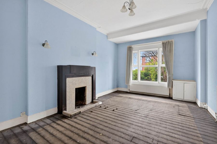 4 Finaghy Park Central