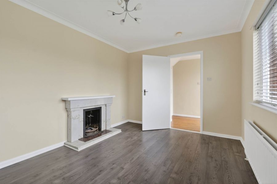 39 Quarterlands Road
