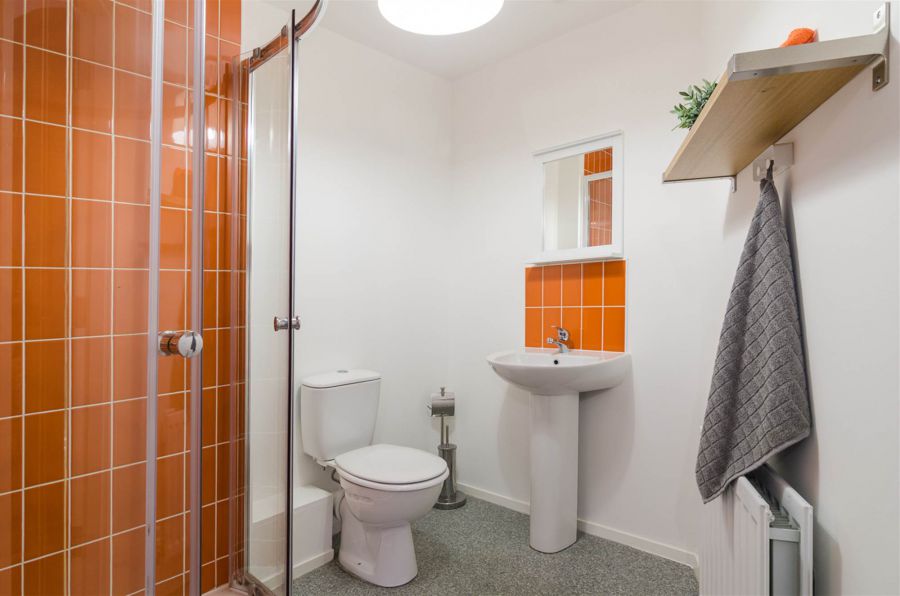 4.2 117 Lisburn Road