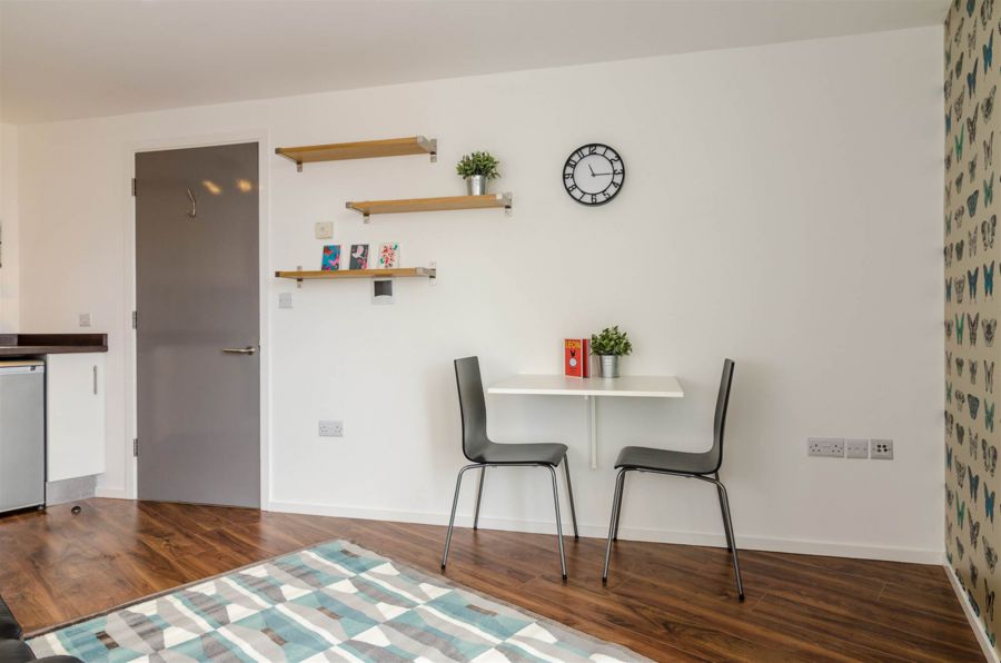 4.2 117 Lisburn Road