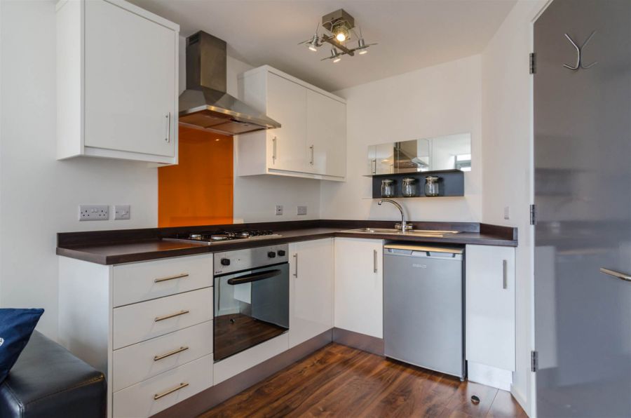 4.2 117 Lisburn Road