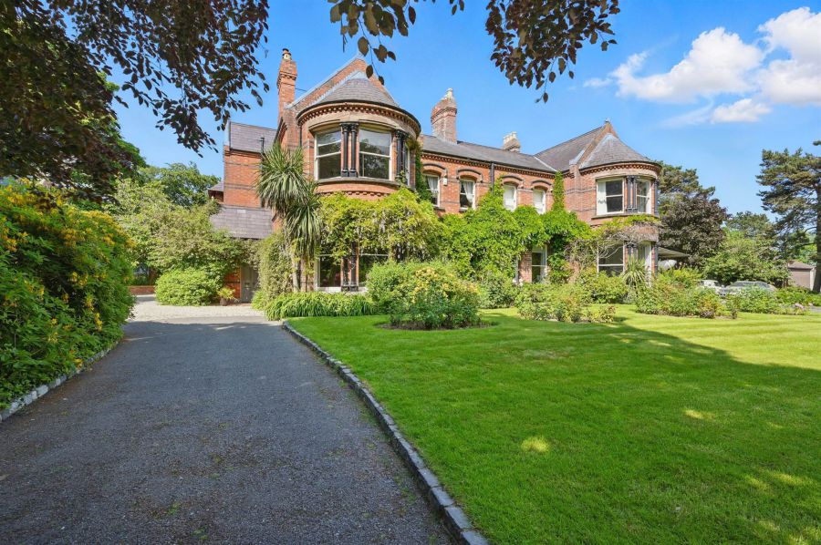 Ardeen, 605 Antrim Road, antrim road, belfast, BT15 4DY