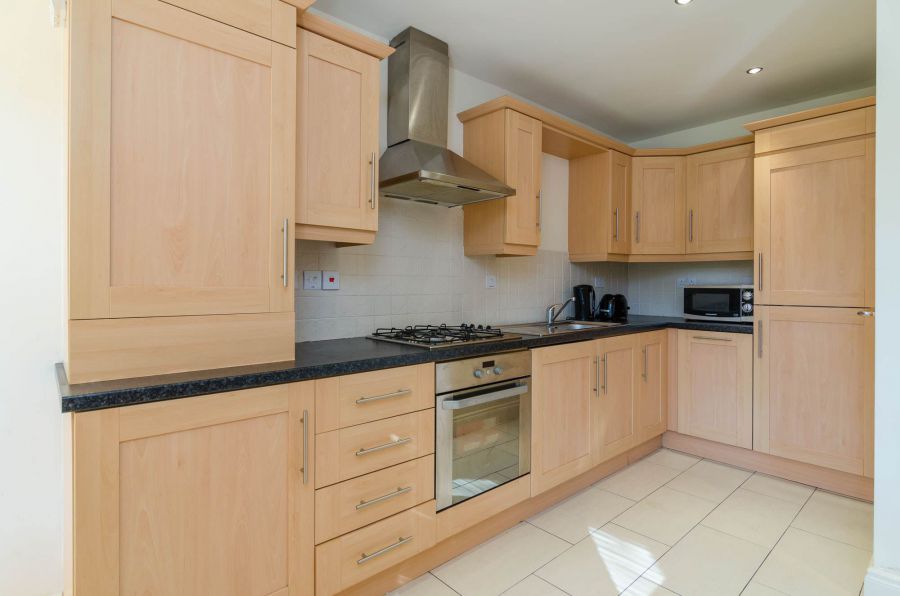 16 Myrtlefield Manor