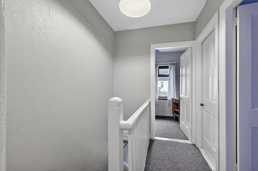 8 Sunnyside Drive