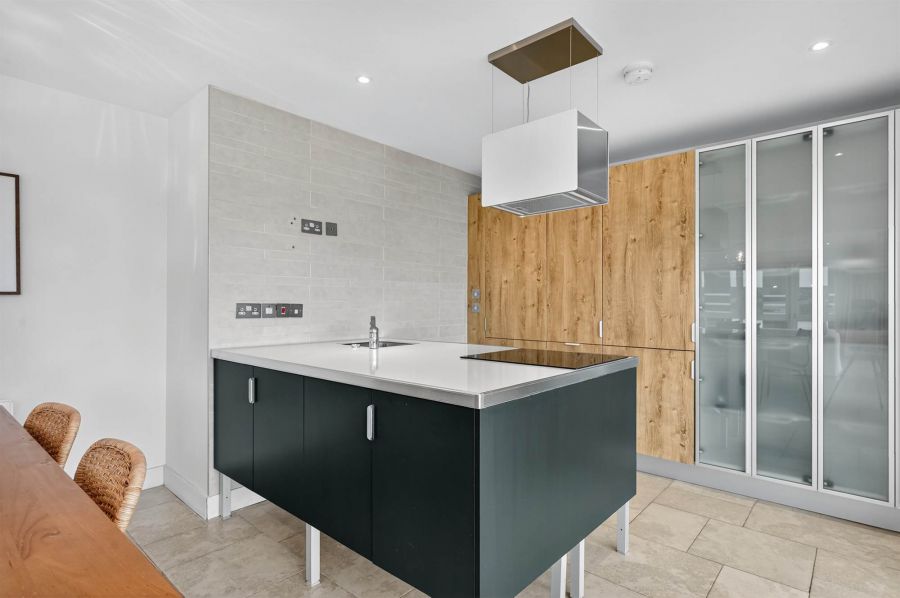 20 Shaftesbury Court
