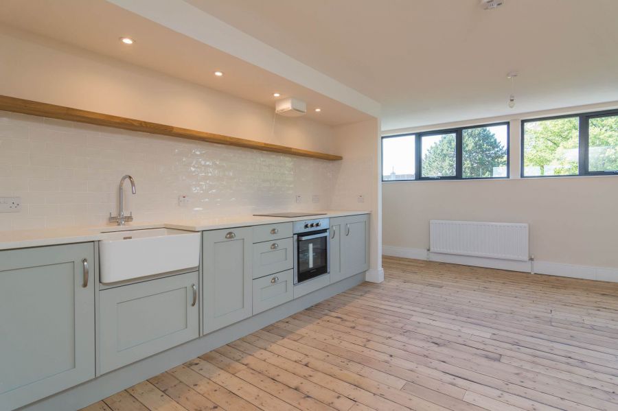 4, 19 College Gardens