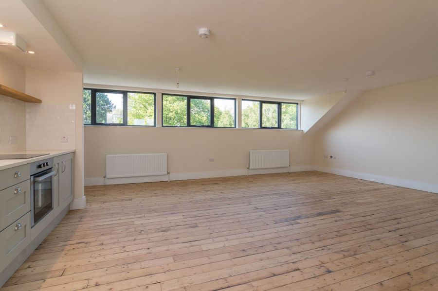 4, 19 College Gardens