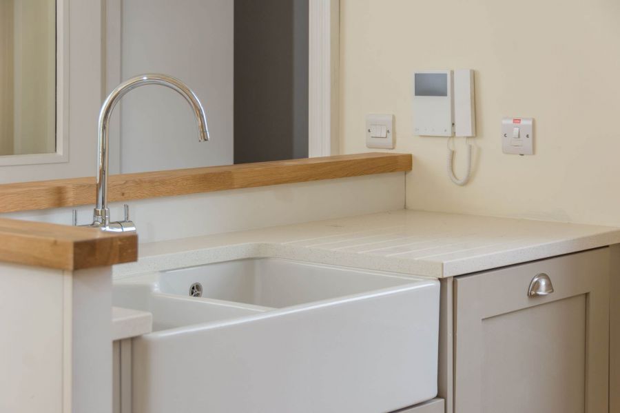 1, 19 College Gardens