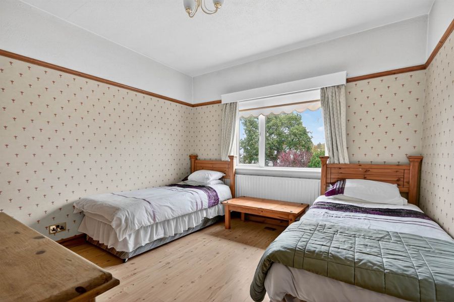 8 Harberton Park