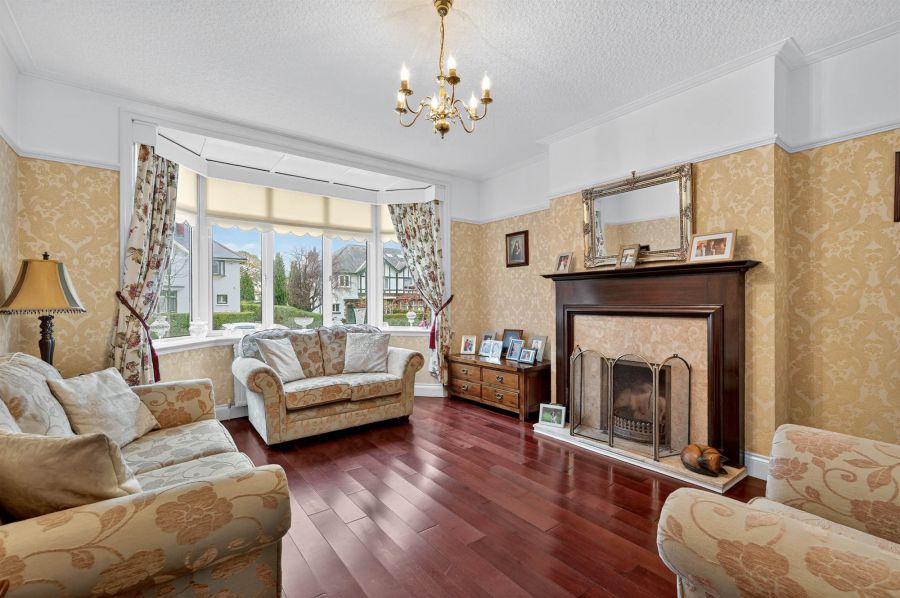 8 Harberton Park