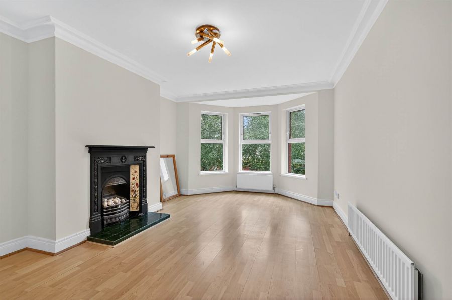 5 Marlborough Manor
