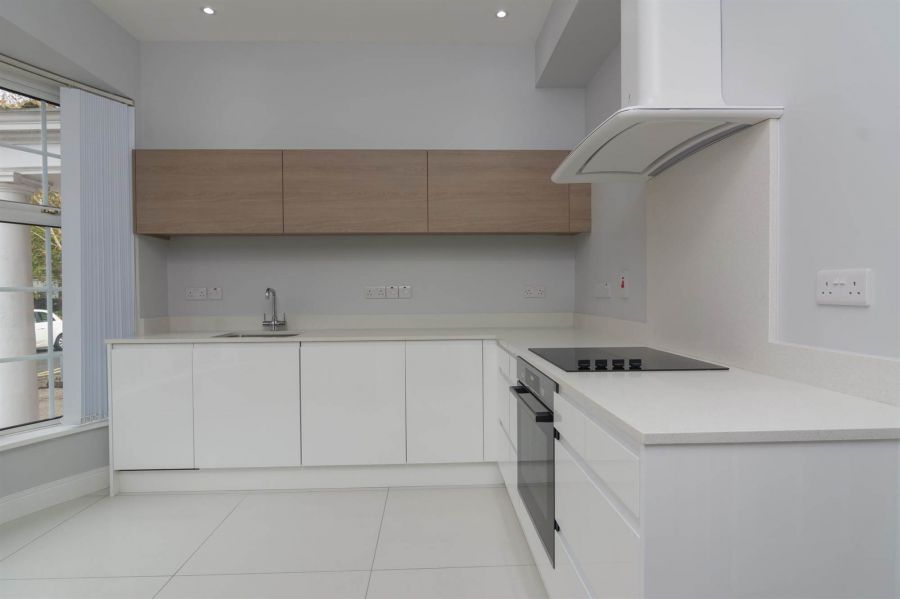 2 Thornhill Malone, Malone, Belfast, BT9 6SS