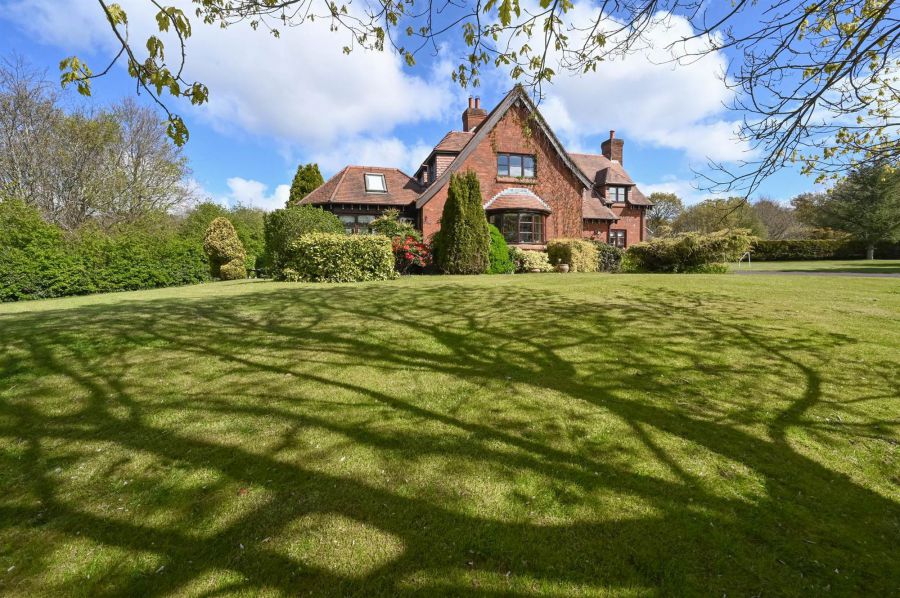'Briar Lodge', 3 Wilmont Park 'Briar Lodge', 3 Wilmont Park