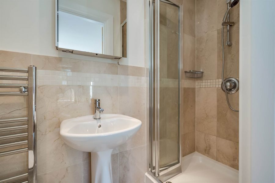 Apt 8 81 Osborne Park