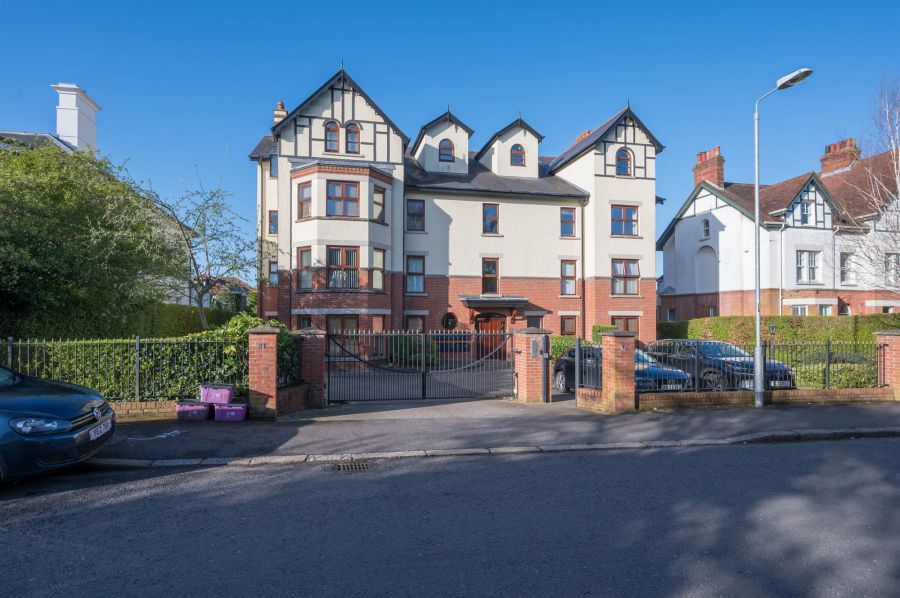 Apt 8 81 Osborne Park