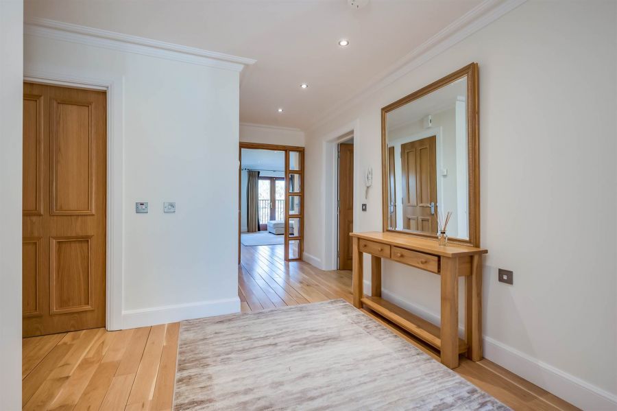 Apt 8 81 Osborne Park