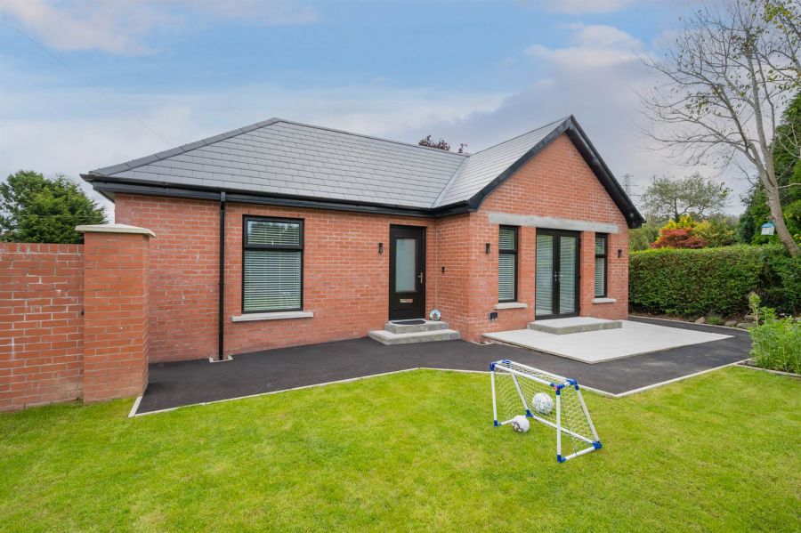 49 Finaghy Park Central 49 Finaghy Park Central