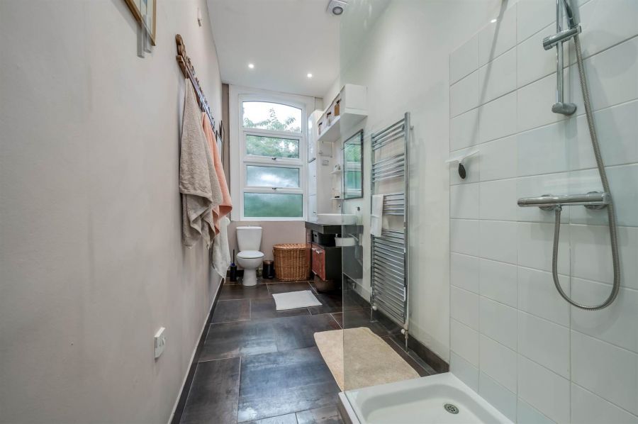 Flat F Notting Hill Manor