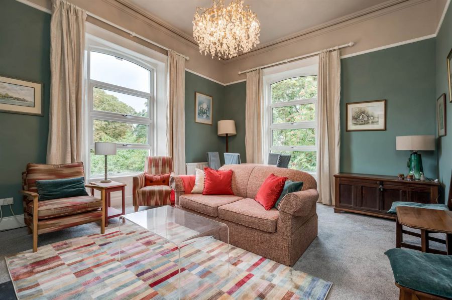 Flat F Notting Hill Manor