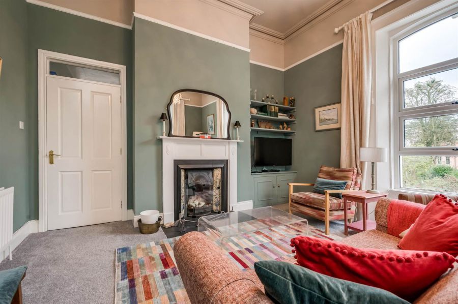 Flat F Notting Hill Manor